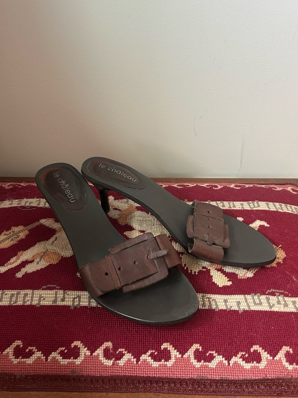 le chateau Brown Buckle Kitten Heel Mules